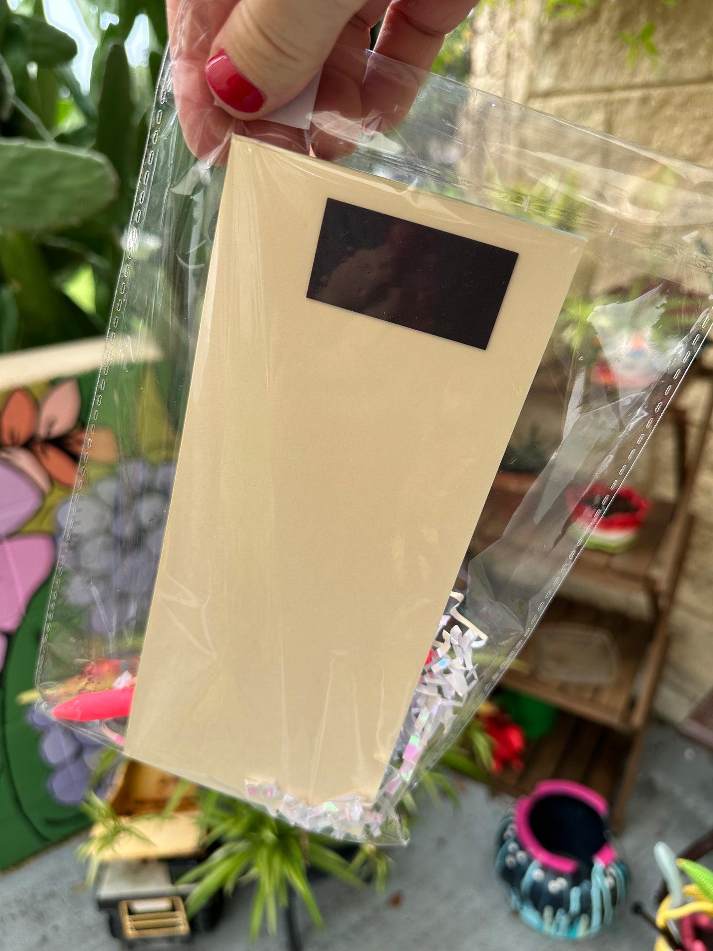 “Be Happy” notepad